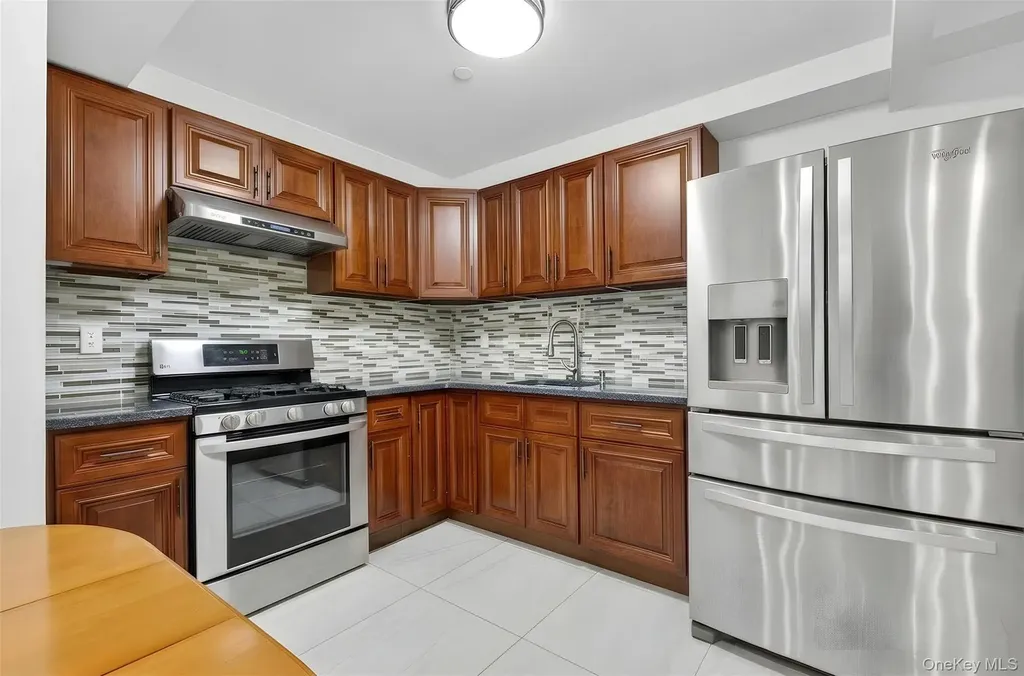 14538 34th Avenue Flushing NY 11354