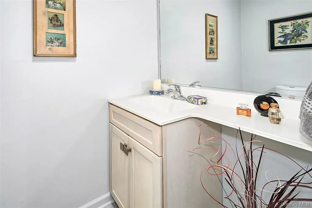 21 Douglas Circle Rye NY 10580
