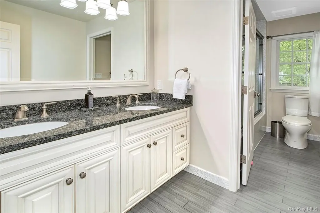 21 Douglas Circle Rye NY 10580
