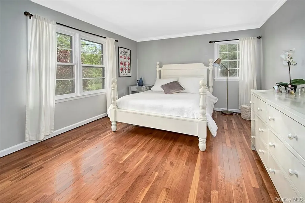 21 Douglas Circle Rye NY 10580