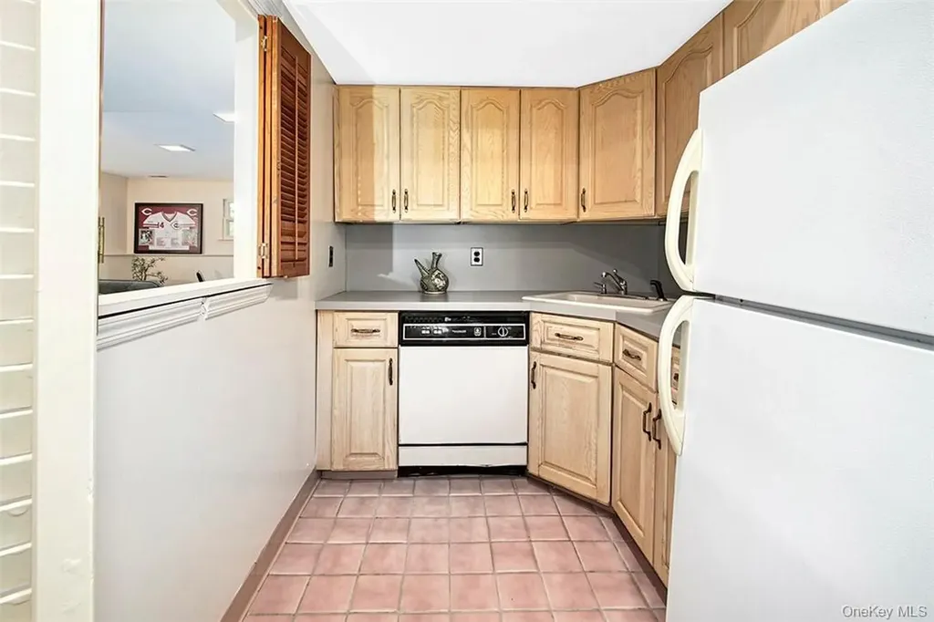 21 Douglas Circle Rye NY 10580