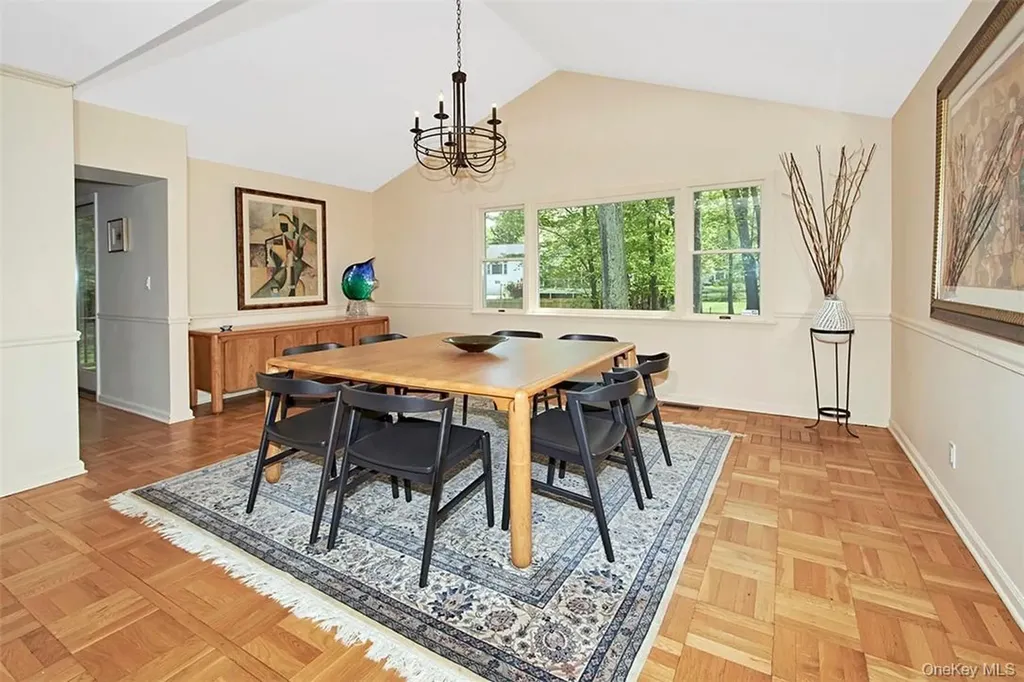 21 Douglas Circle Rye NY 10580
