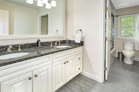 21 Douglas Circle Rye NY 10580