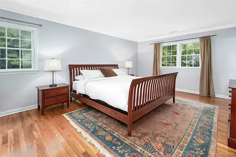 21 Douglas Circle Rye NY 10580