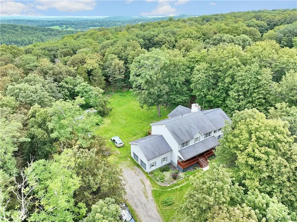 80 Old Quaker Hill Road Monroe NY 10950