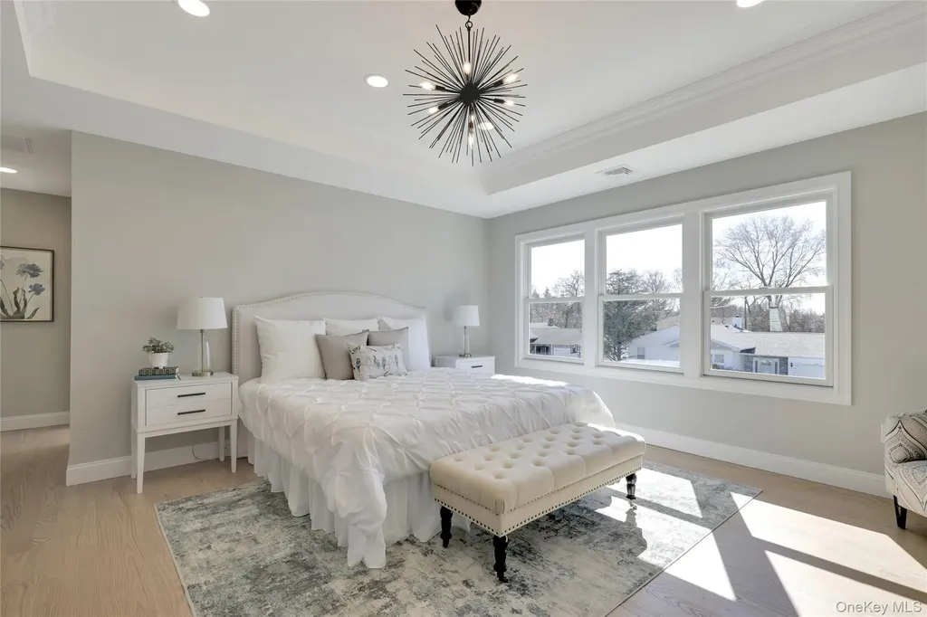 27 Belmont Circle Syosset NY 11791
