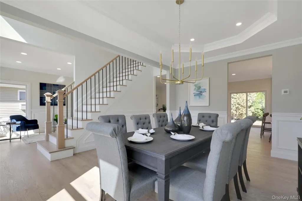 27 Belmont Circle Syosset NY 11791