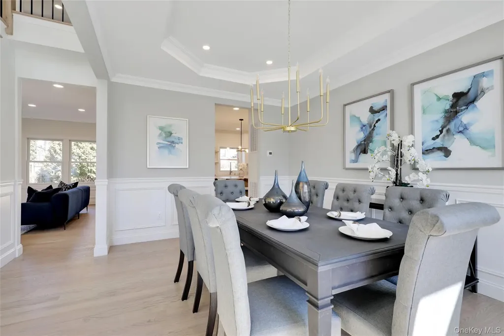 27 Belmont Circle Syosset NY 11791