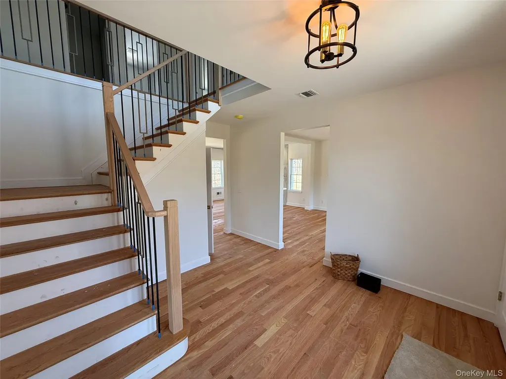 7 Morrow Court Walden NY 12586