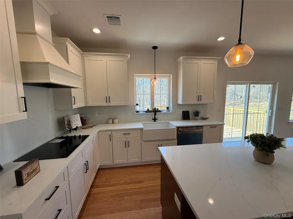 7 Morrow Court Walden NY 12586