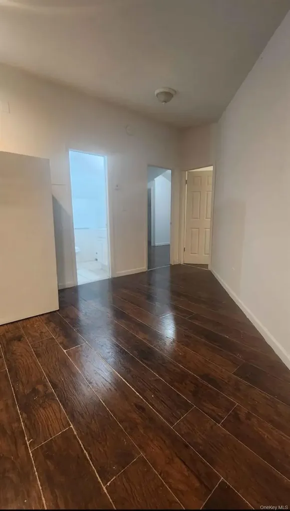 10 Ross Avenue Bay Shore NY 11706