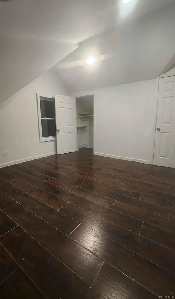 10 Ross Avenue Bay Shore NY 11706