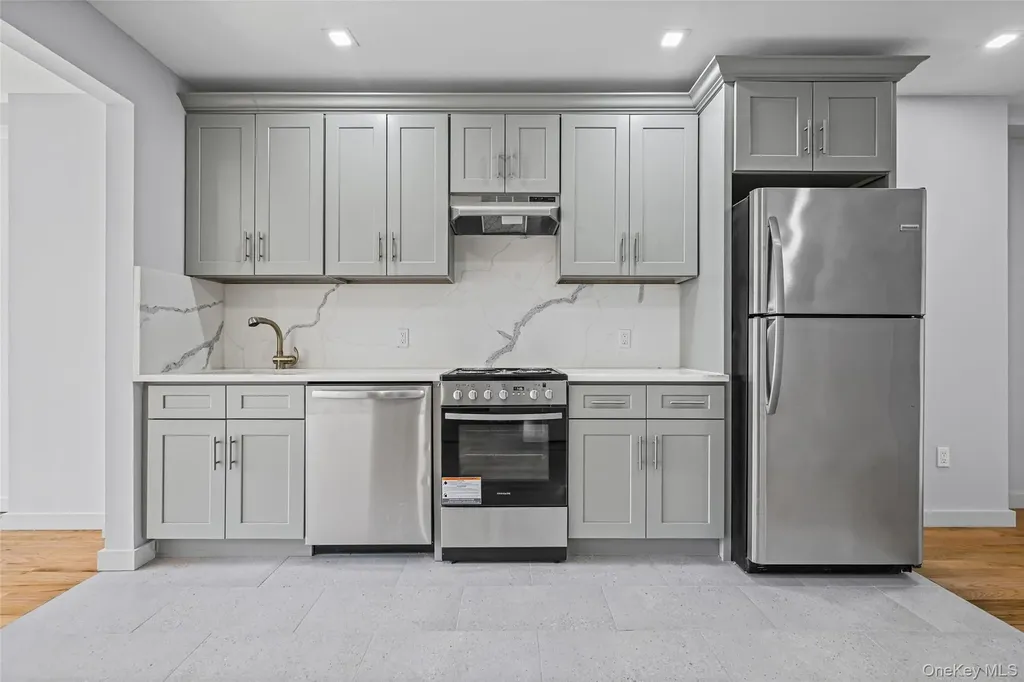 444 Graham Avenue Brooklyn NY 11211