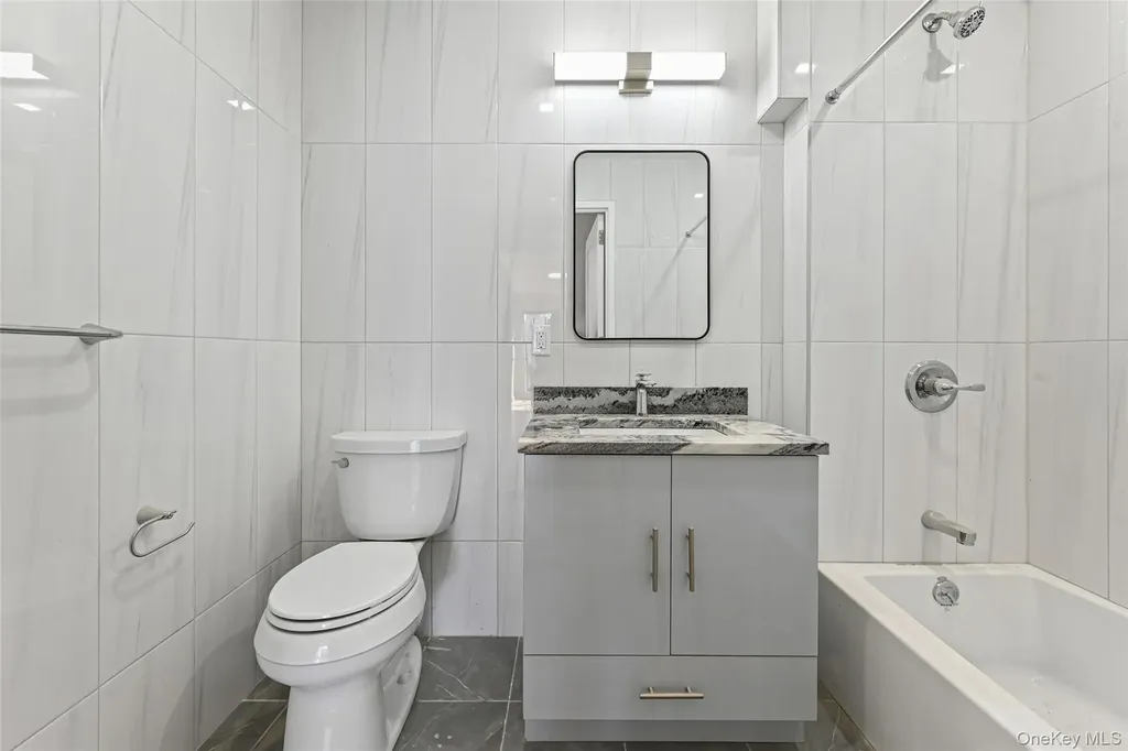 444 Graham Avenue Brooklyn NY 11211