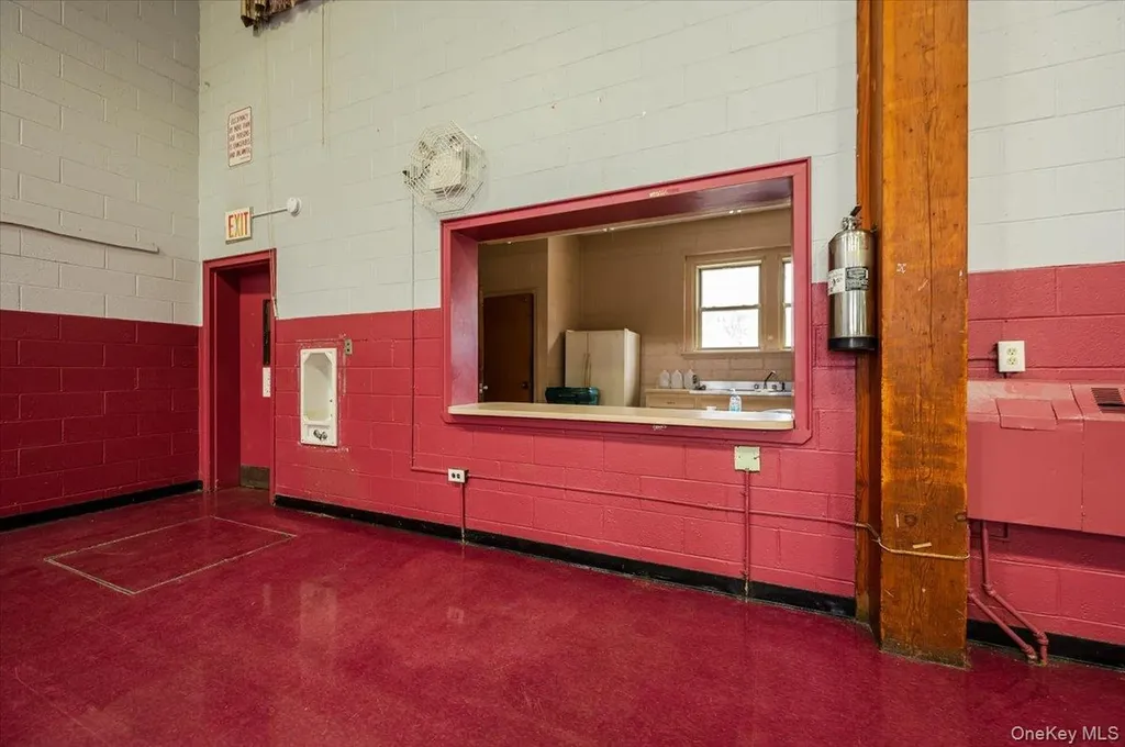 1346 Broadway Hewlett NY 11557