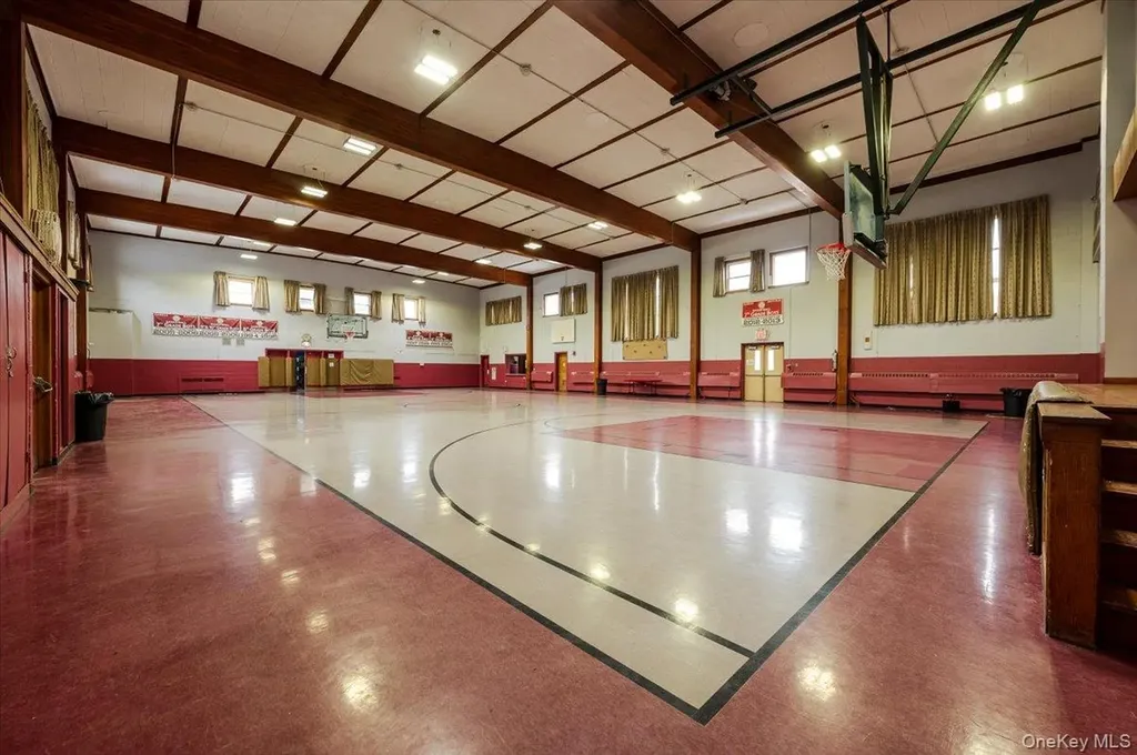 1346 Broadway Hewlett NY 11557