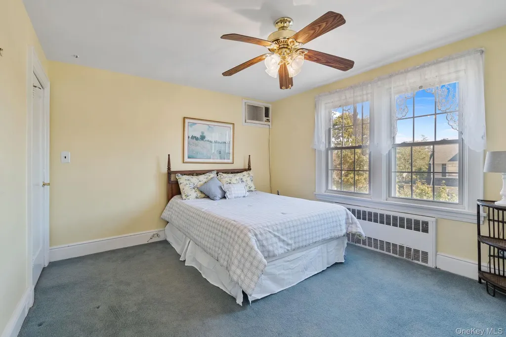 29 Summit Avenue Lynbrook NY 11563