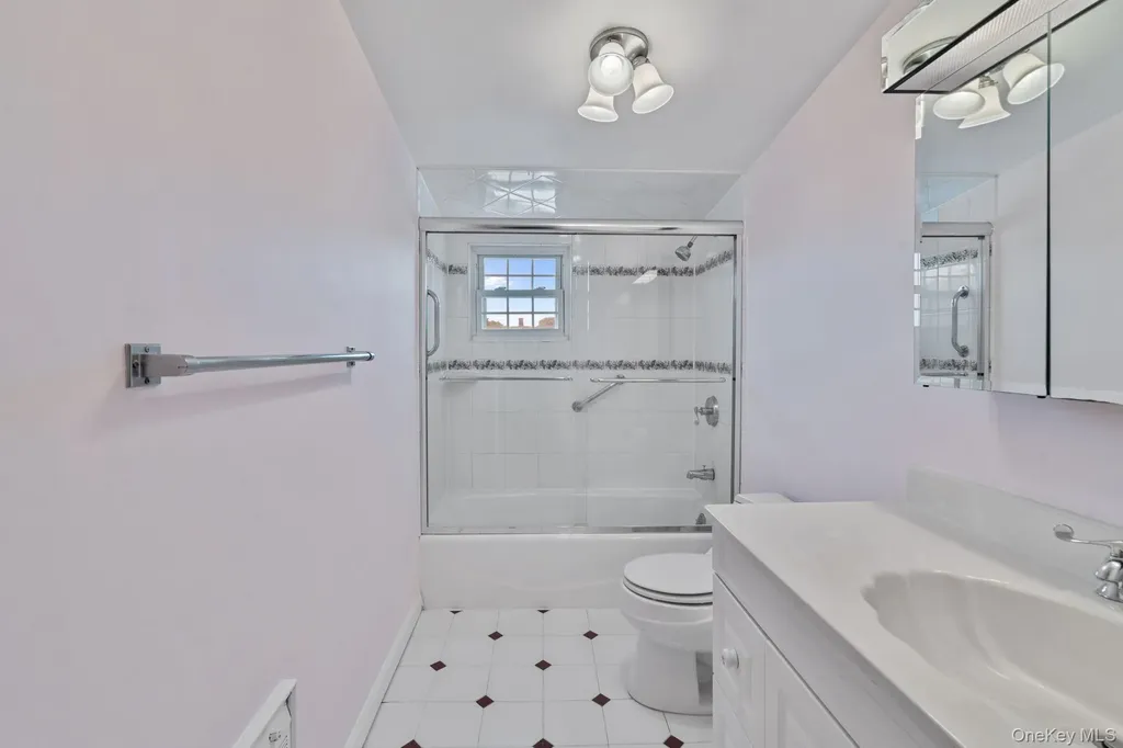 29 Summit Avenue Lynbrook NY 11563