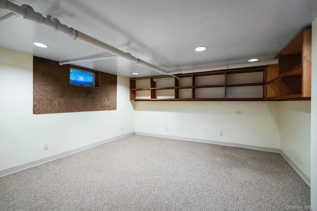 29 Summit Avenue Lynbrook NY 11563
