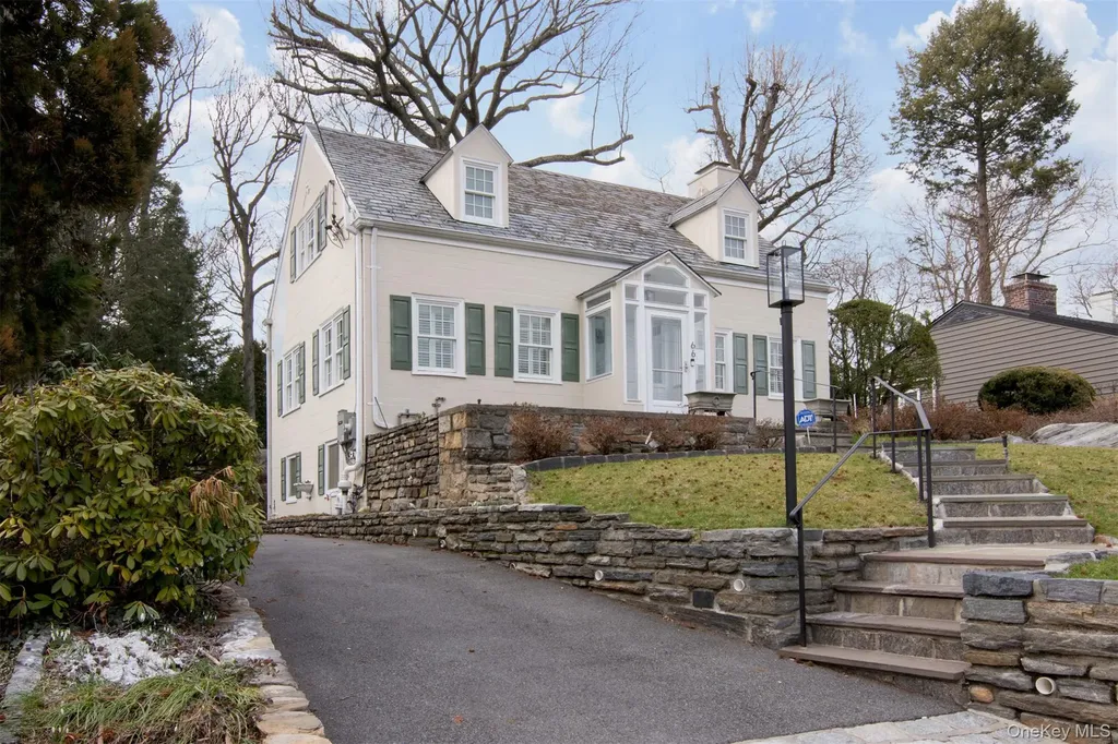 66 Aka 68 Wildway Bronxville NY 10708