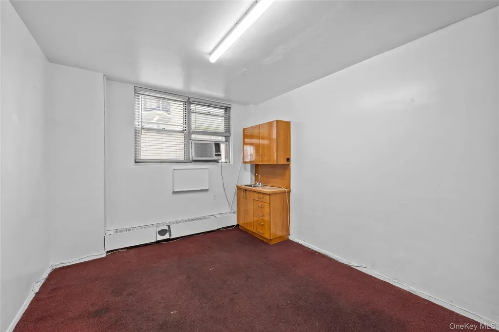 15611 Aguilar Avenue Flushing NY 11367