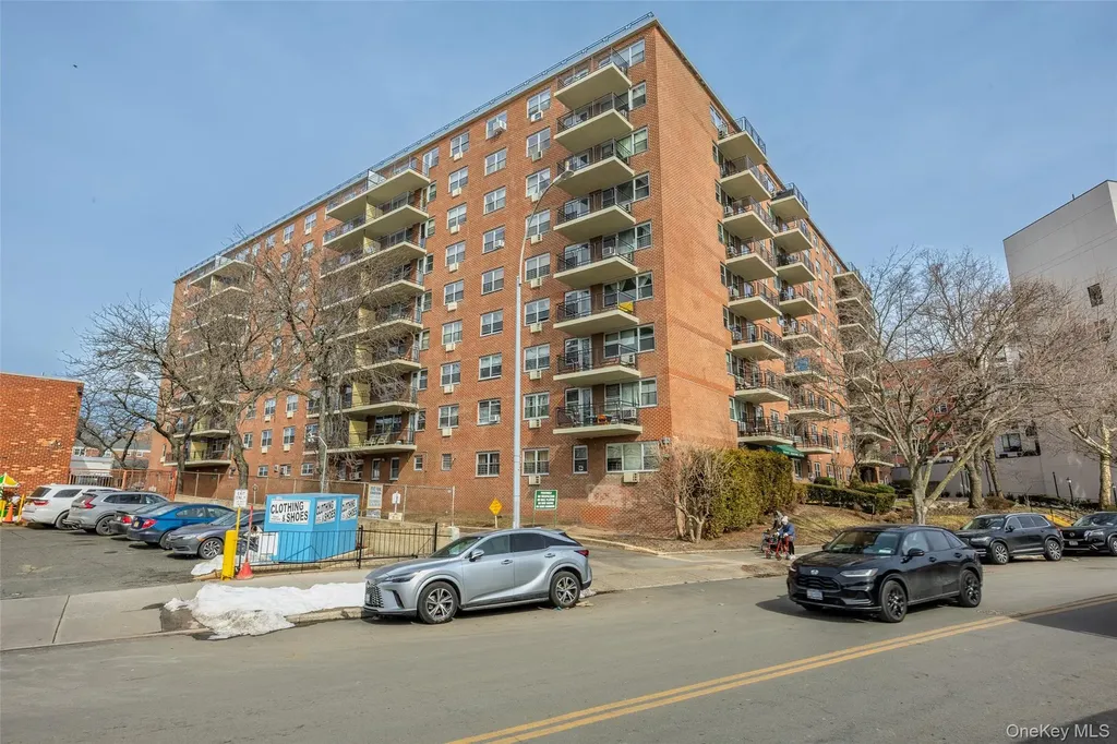 15611 Aguilar Avenue Flushing NY 11367