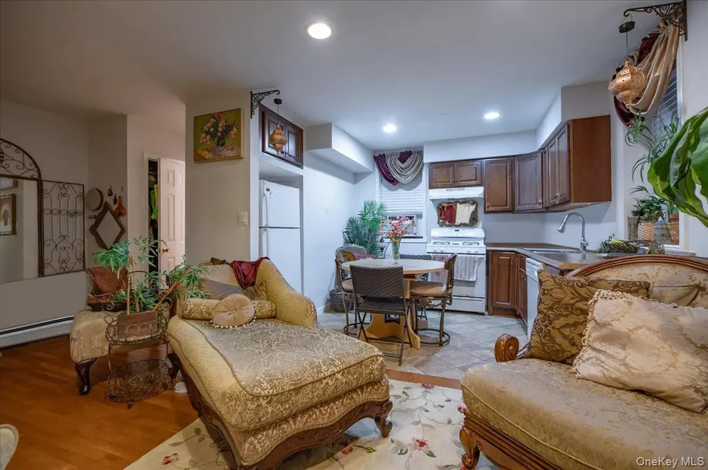 28 E Catherine Street Nyack NY 10960