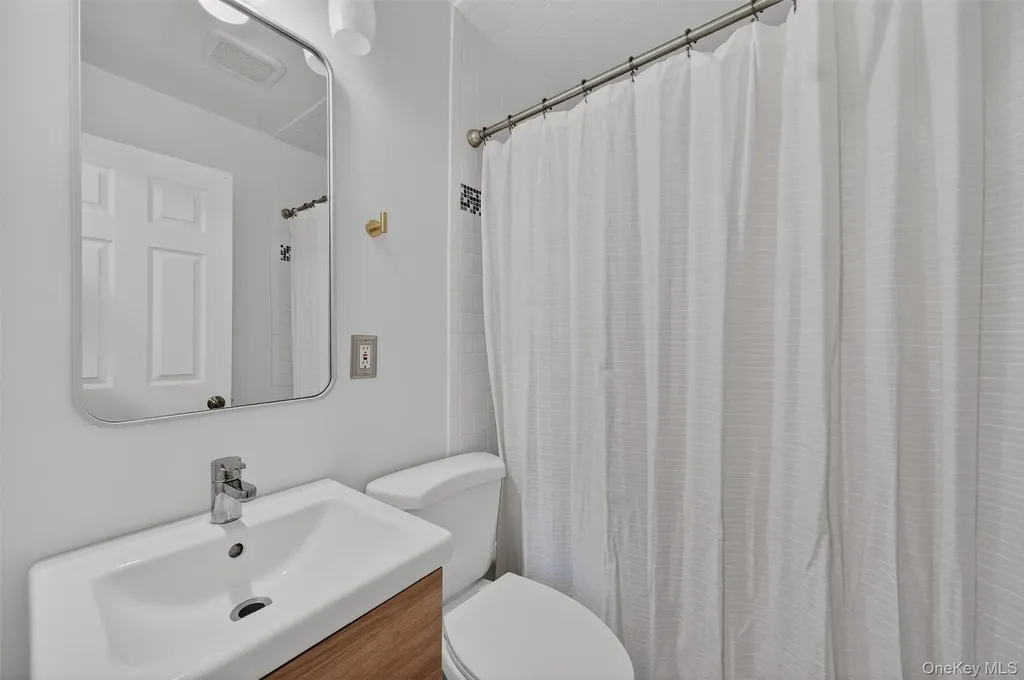 114 Chestnut Drive New Windsor NY 12553