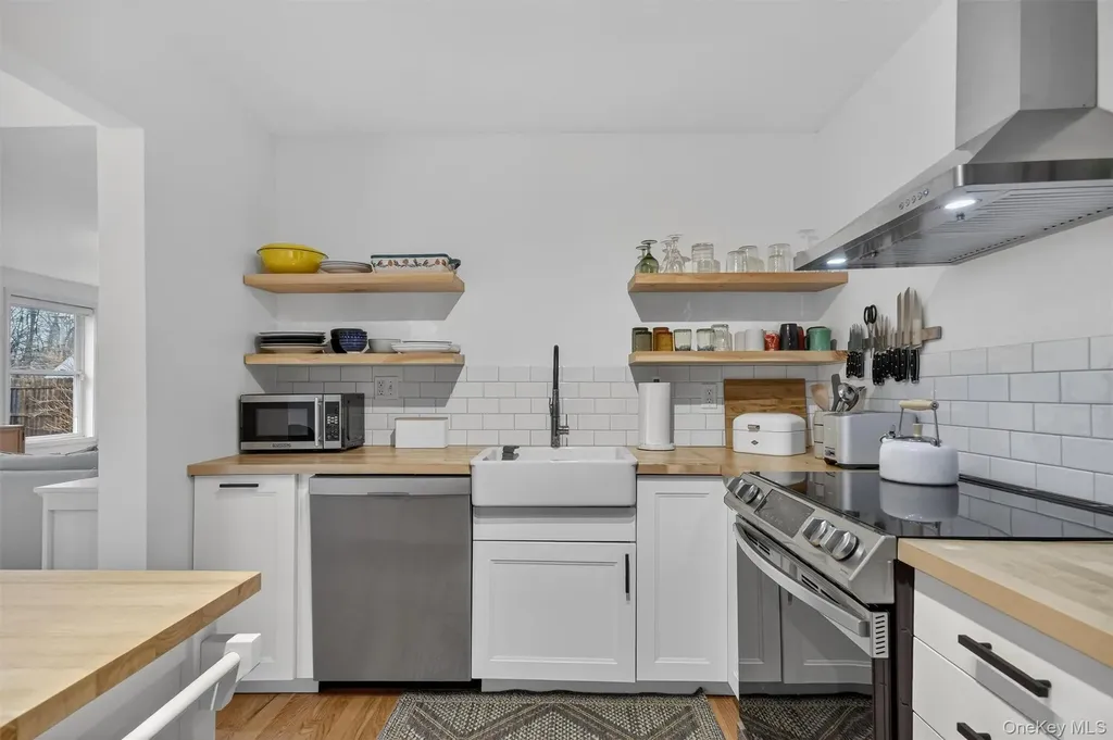 114 Chestnut Drive New Windsor NY 12553