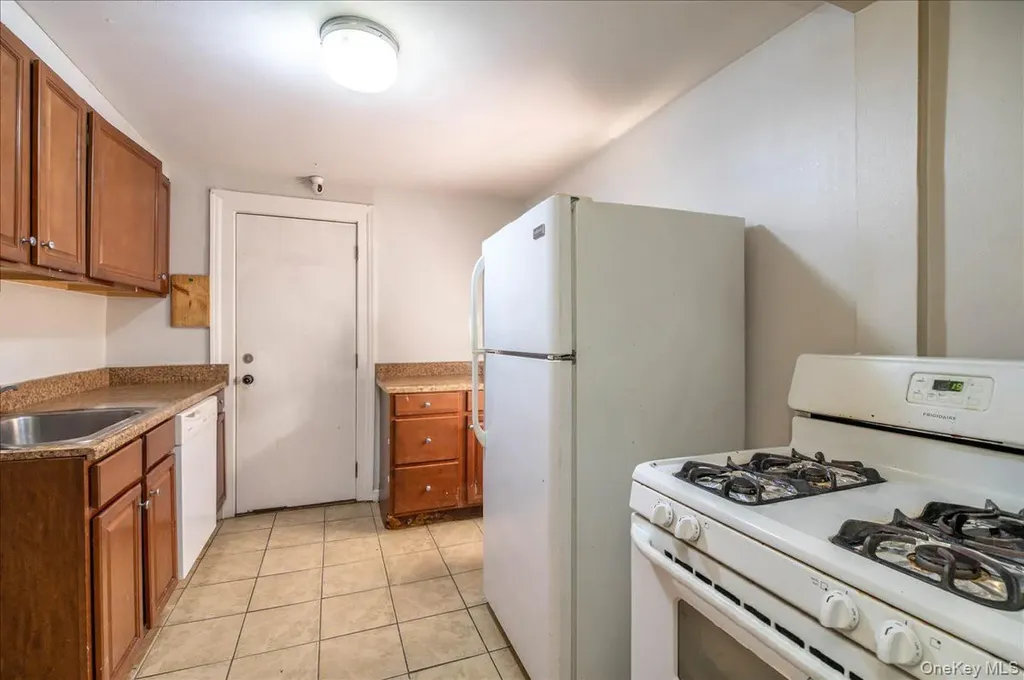26 E Catherine Street Nyack NY 10960