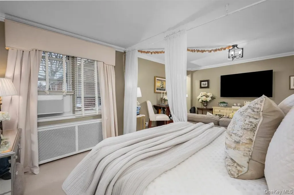 1 Bryant Crescent White Plains NY 10605