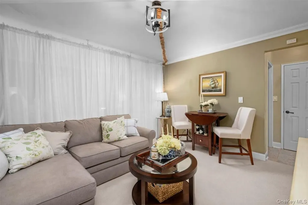 1 Bryant Crescent White Plains NY 10605