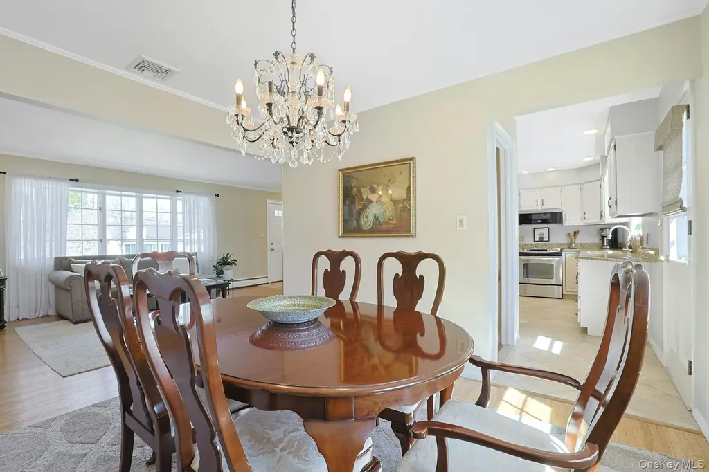 12 Greenwood Lane Valhalla NY 10595