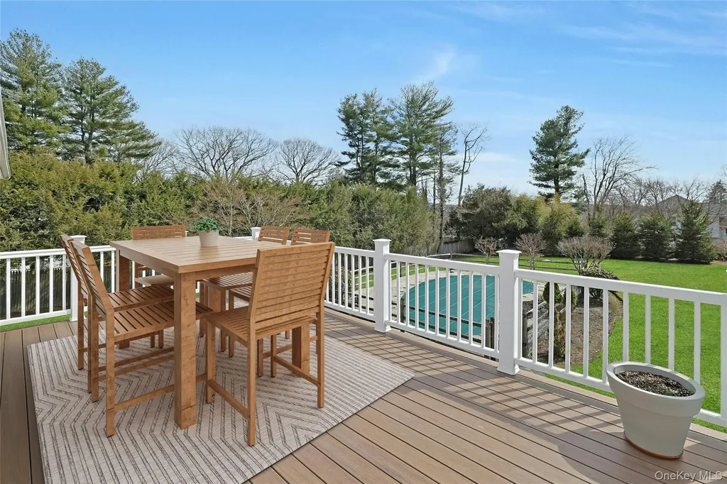 12 Greenwood Lane Valhalla NY 10595