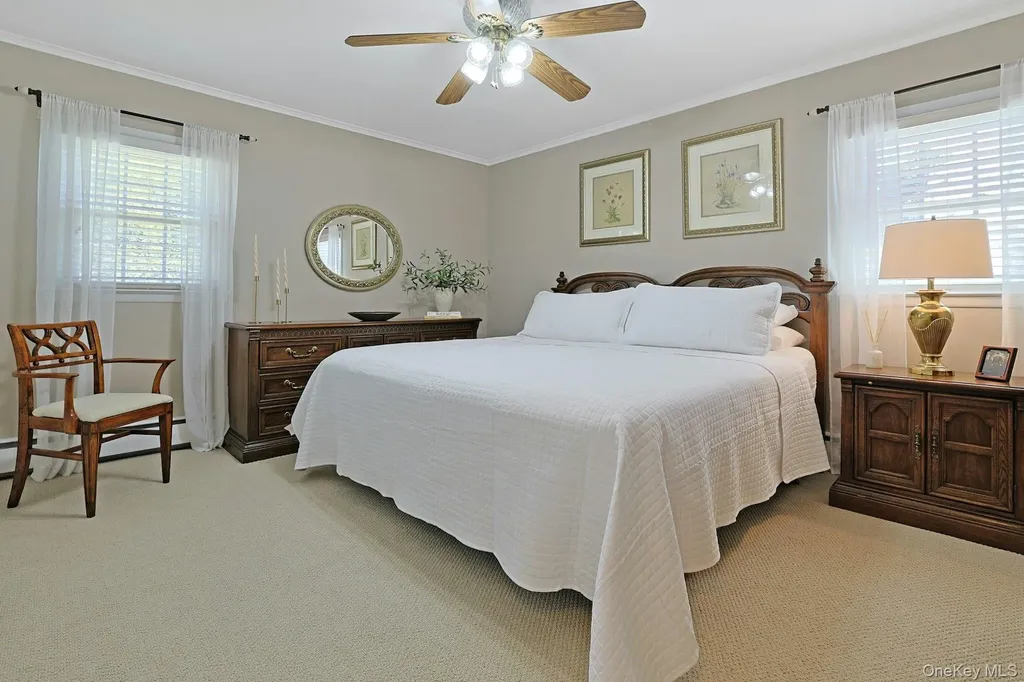 12 Greenwood Lane Valhalla NY 10595