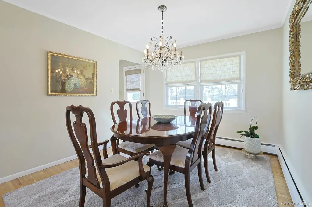 12 Greenwood Lane Valhalla NY 10595