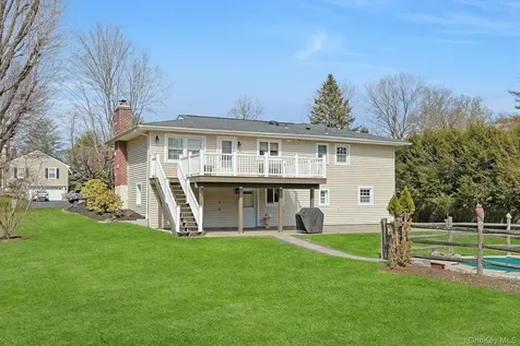 12 Greenwood Lane Valhalla NY 10595