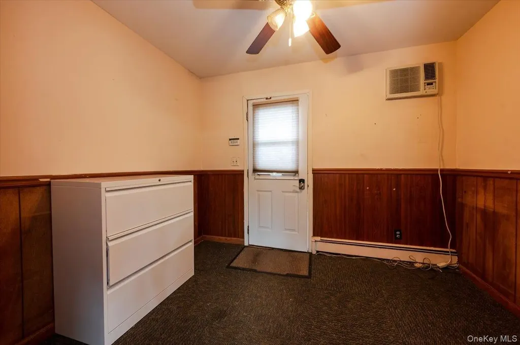 930 Sunrise Highway North Babylon NY 11704