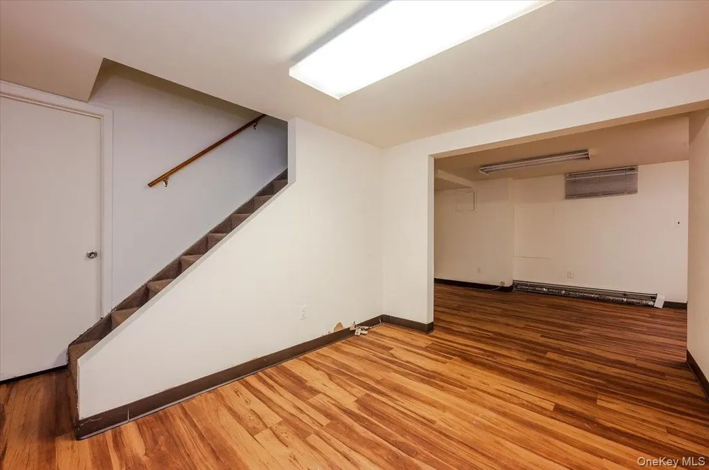 930 Sunrise Highway North Babylon NY 11704