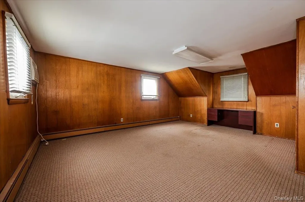 930 Sunrise Highway North Babylon NY 11704