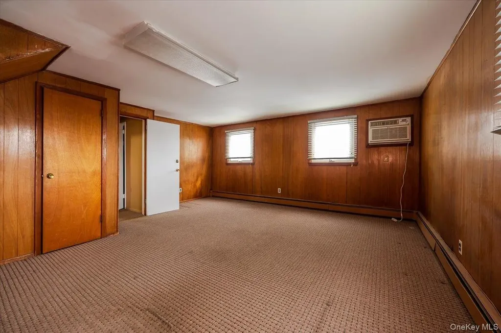 930 Sunrise Highway North Babylon NY 11704