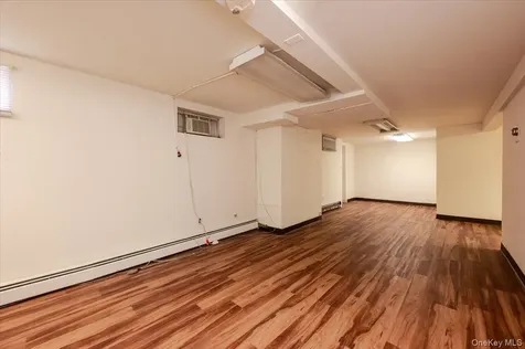 930 Sunrise Highway North Babylon NY 11704
