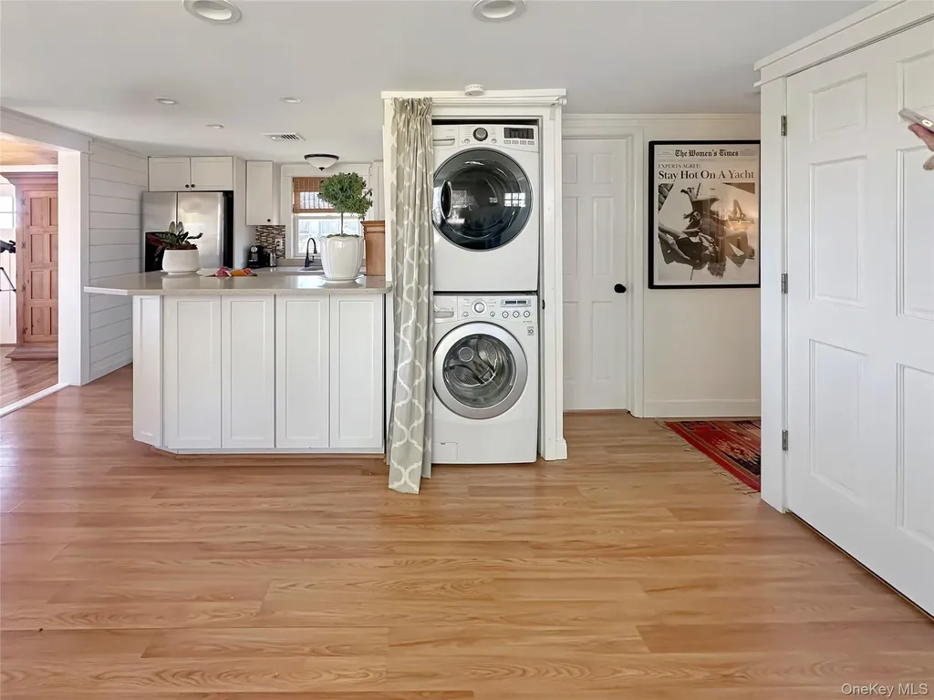 57 Nash Avenue Flanders NY 11901