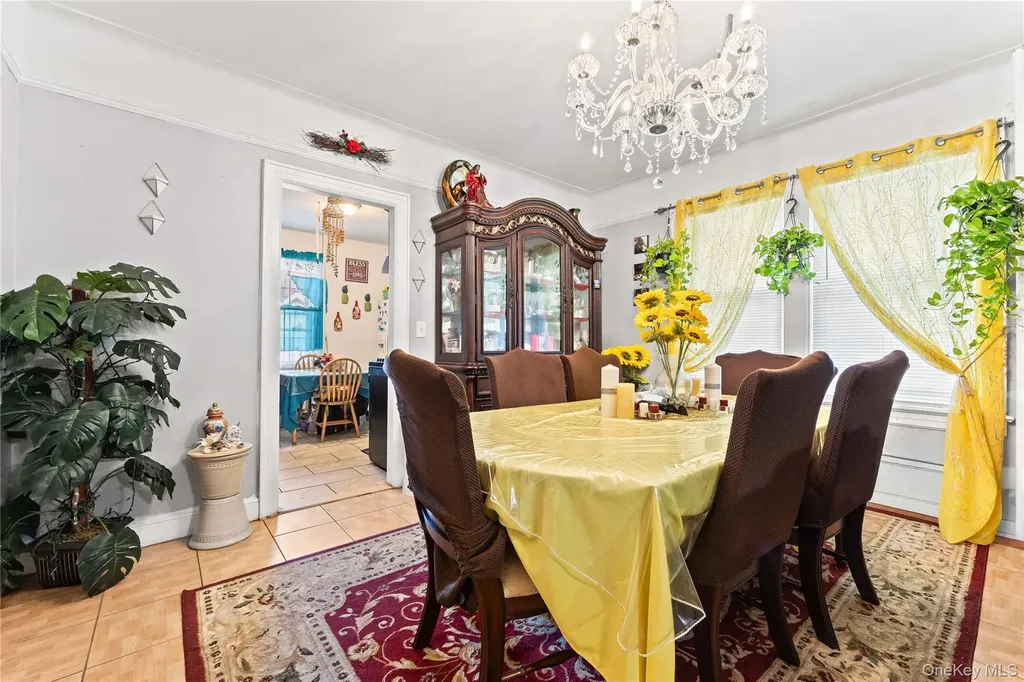 667 E 230th Street Bronx NY 10466