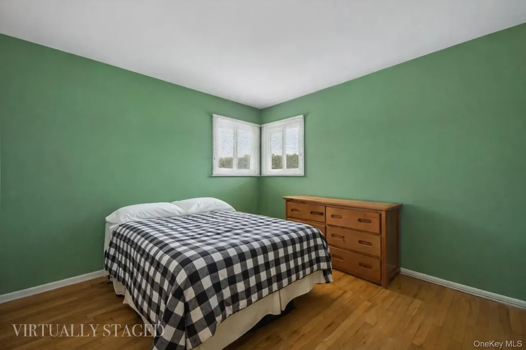 108 Lee Avenue Babylon NY 11702