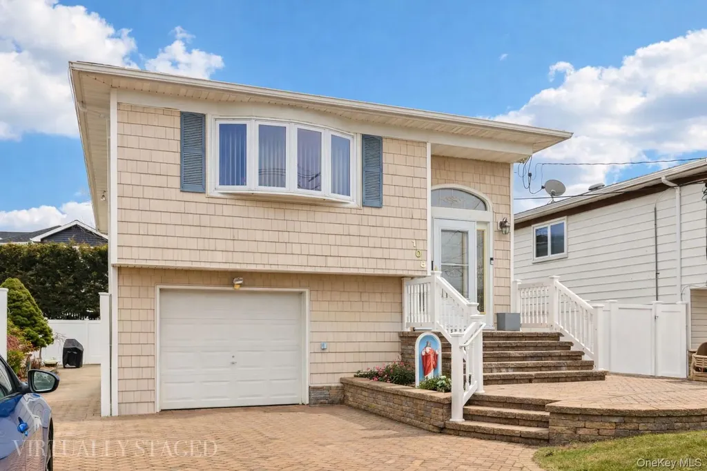 108 Lee Avenue Babylon NY 11702