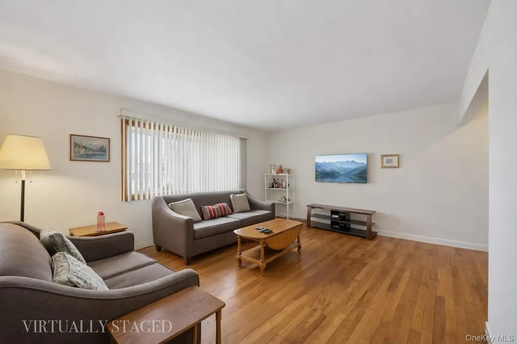 108 Lee Avenue Babylon NY 11702