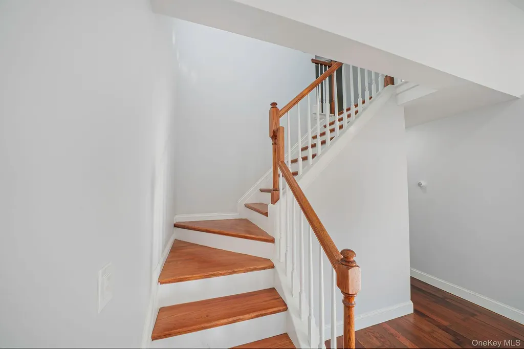 33 Wood Avenue Mastic NY 11950