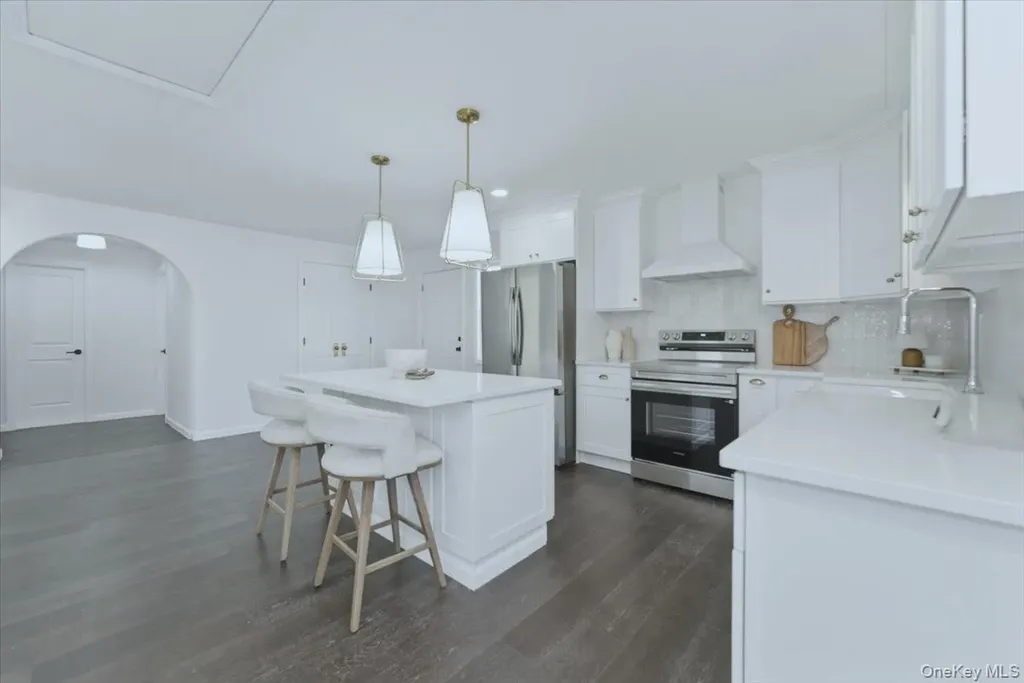 38 Lafayette Drive Shirley NY 11967