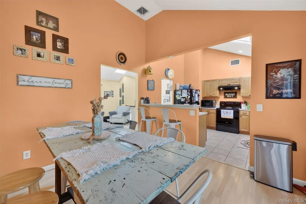 13 Timberline Drive Poughkeepsie NY 12603